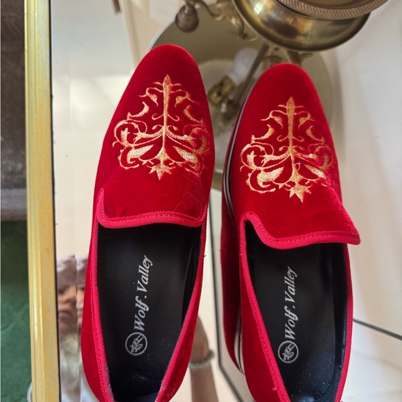Luxurious Red and Gold Velvet Slip-On Loafers 9 main image 4